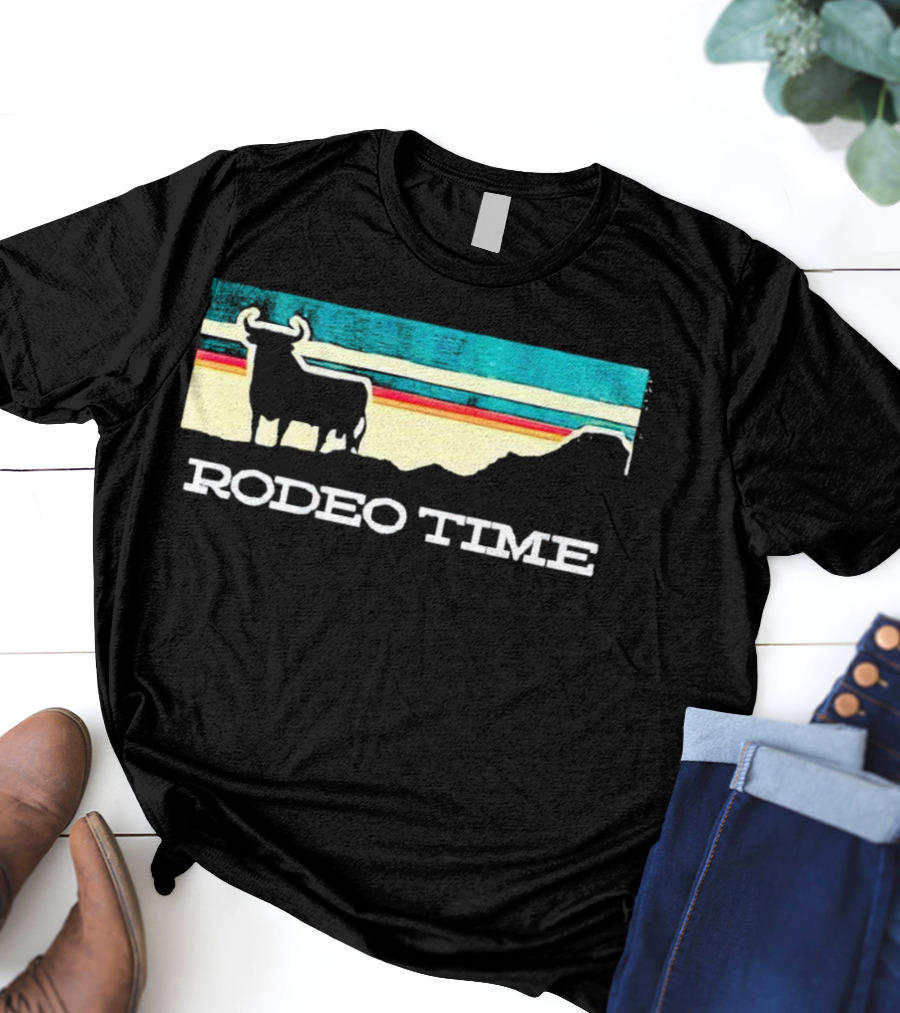 Rodeo Time Buffalo Silhouette Striped Sunset T-Shirt