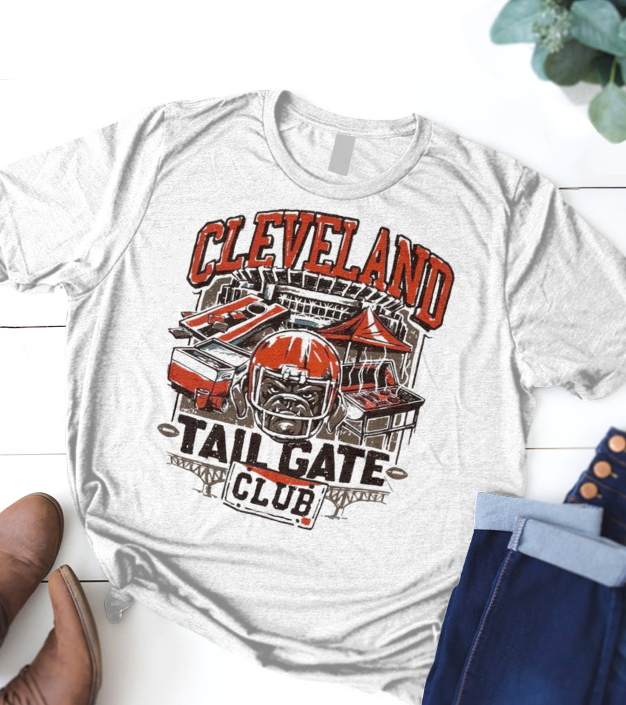 Cleveland Browns Tailgate Club Stadium Cornhole Helmet Grill T-Shirt