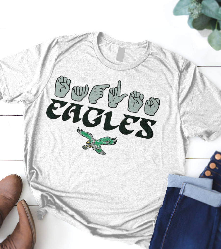 Philadelphia Eagles Love Sign ASL Hand Sign With Flying Eagle T-Shirt
