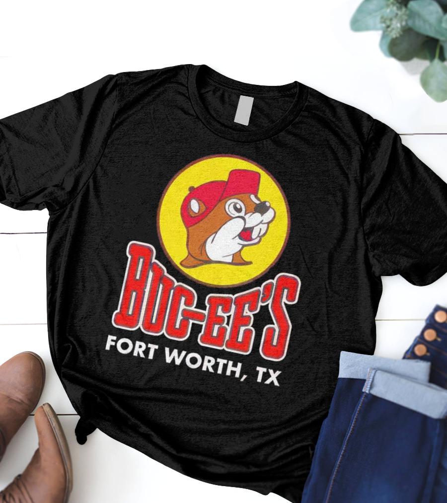 Buc-Ee's Fort Worth TX Logo With Beaming Beaver T-Shirt