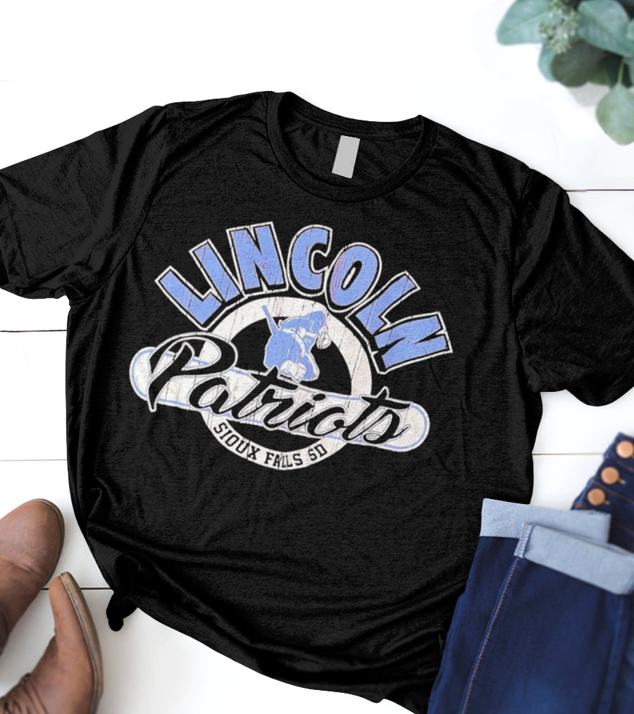 Lincoln Patriots Sioux Falls SD Vintage Football T-Shirt