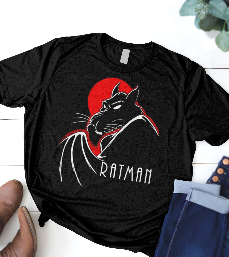 Ratman Splinter Shadow Against Red Moon In Batman T-Shirt