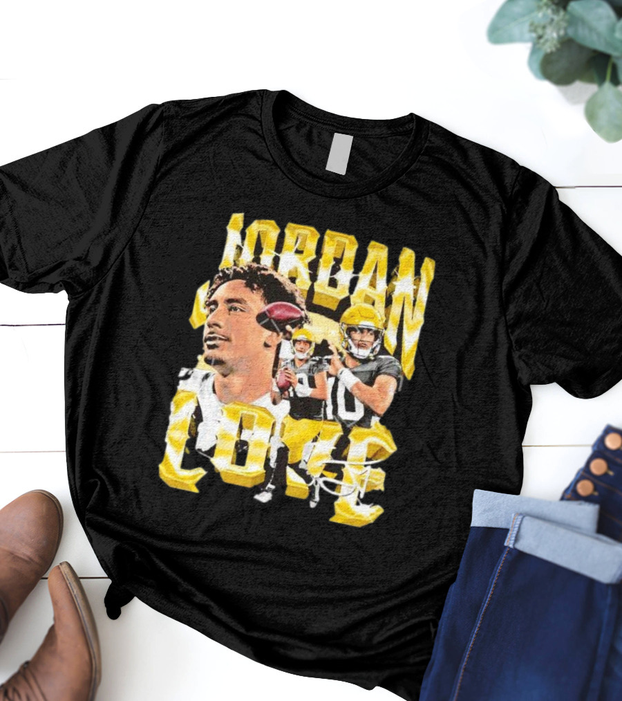 Jordan Love Green Bay Packers Vintage Signature Image T-Shirt