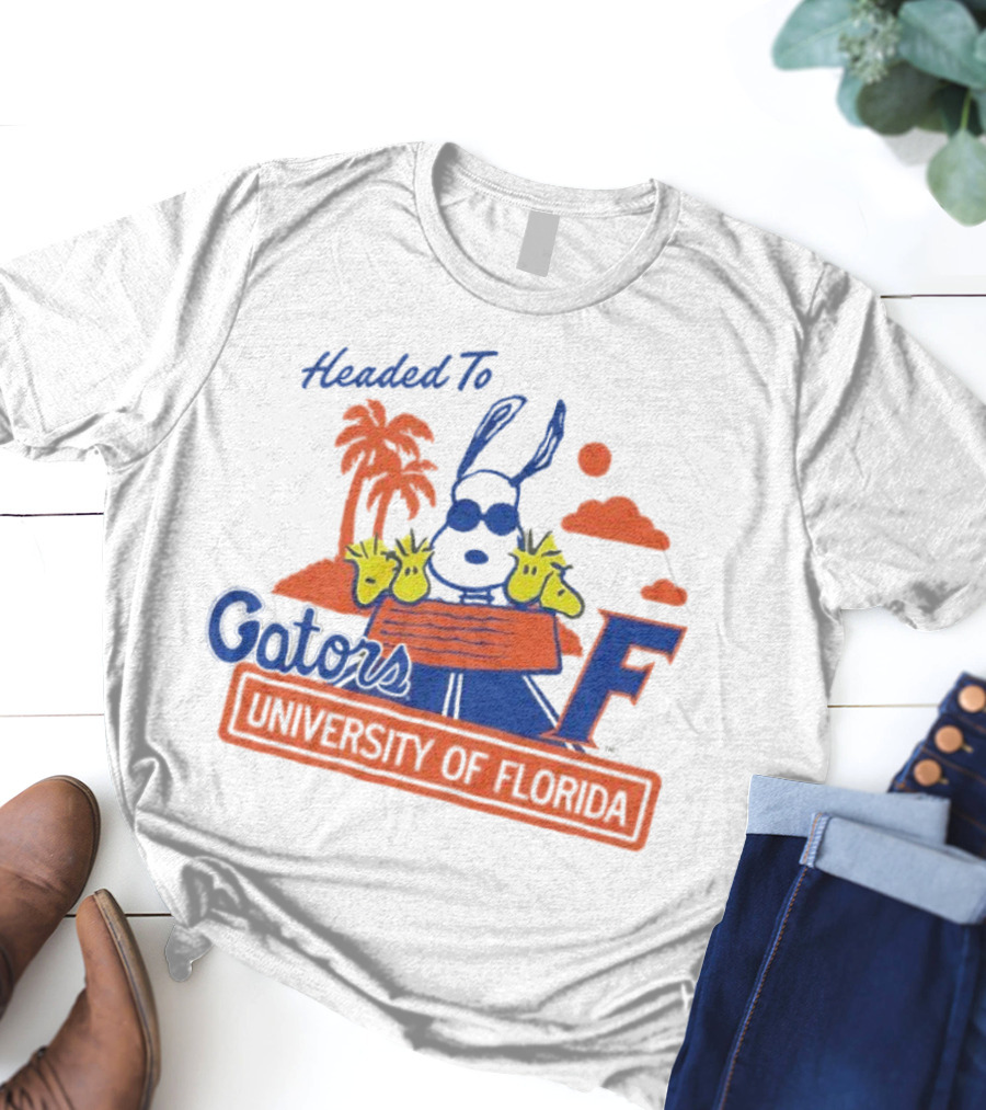 Headed To Gators University Of Florida Snoopy Woodstock Palm Trees Clouds T-Shirt
