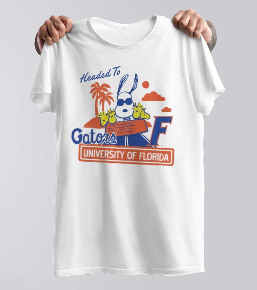 Headed To Gators University Of Florida Snoopy Woodstock Palm Trees Clouds T-Shirt
