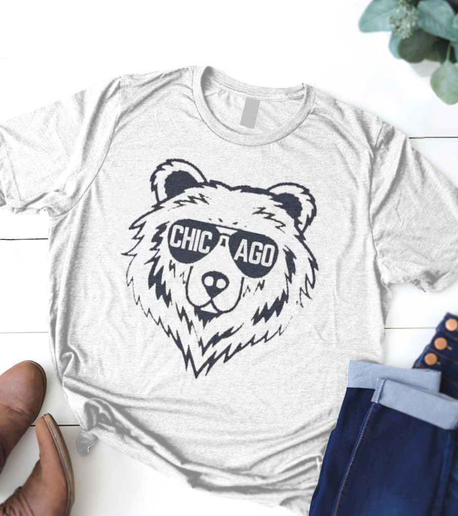 Chicago Bears Football Bear Face CHICAGO Sunglasses T-Shirt