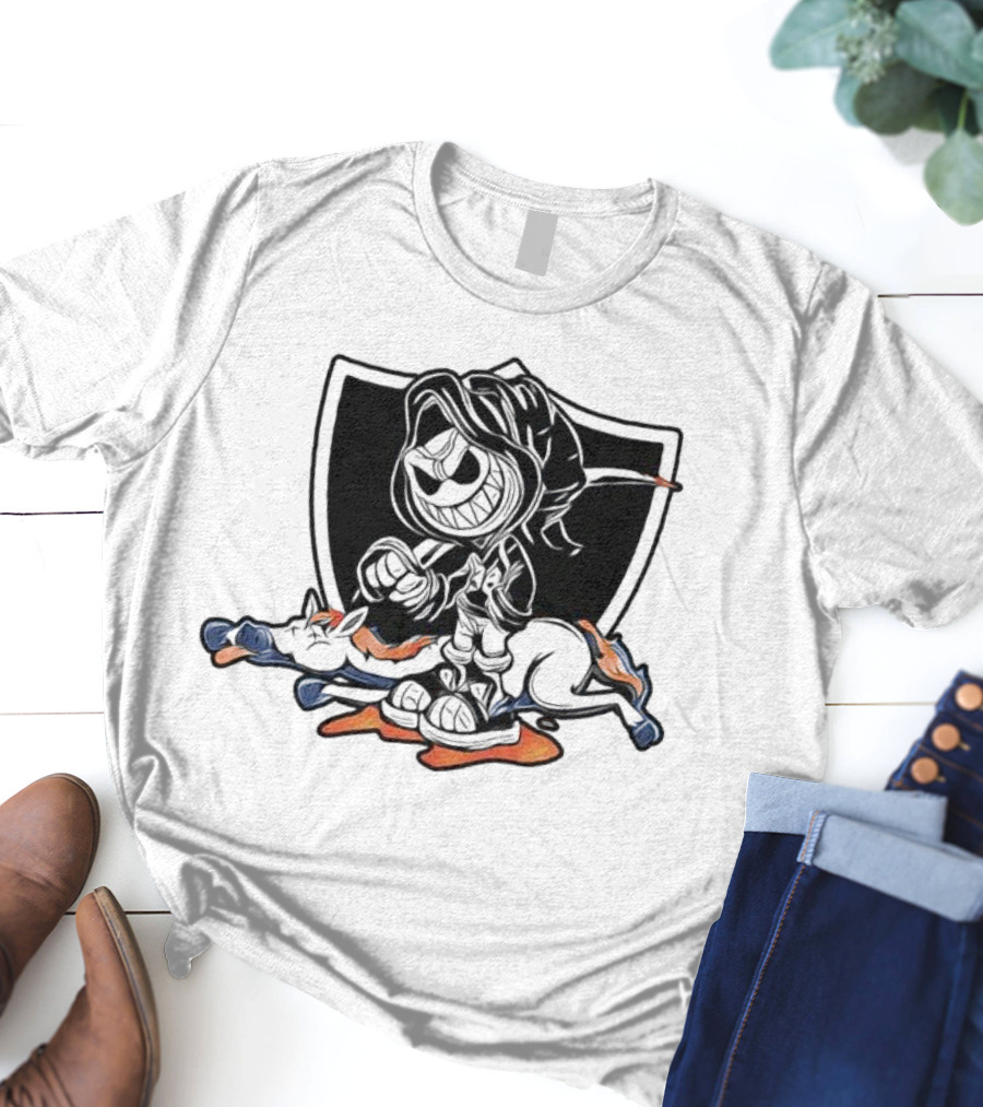 No Love For Denver Las Vegas Raiders Beat Denver Broncos Grim Reaper Over Broncos T-Shirt