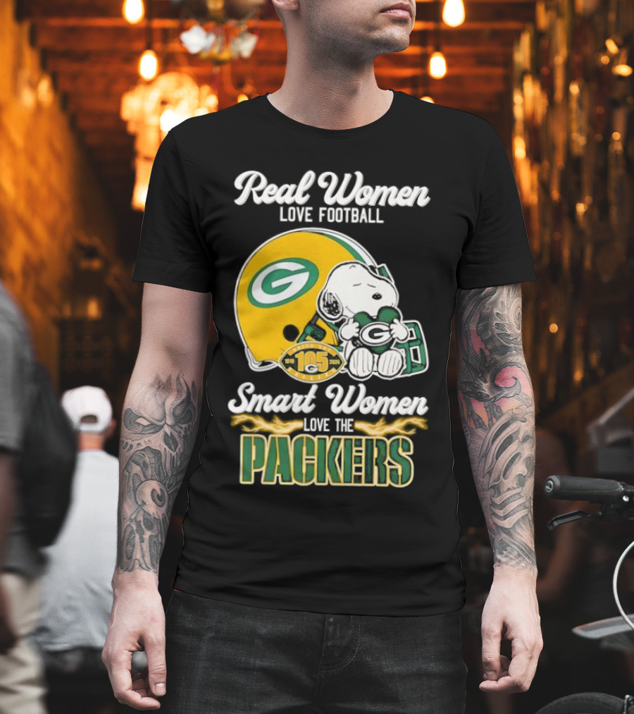 Snoopy Real Women Love Football Smart Women Love The Packers Green Bay Helmet T-Shirt