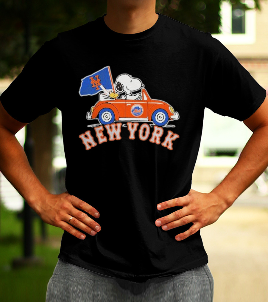 Snoopy Driving Car With New York Mets Flag T-Shirt
