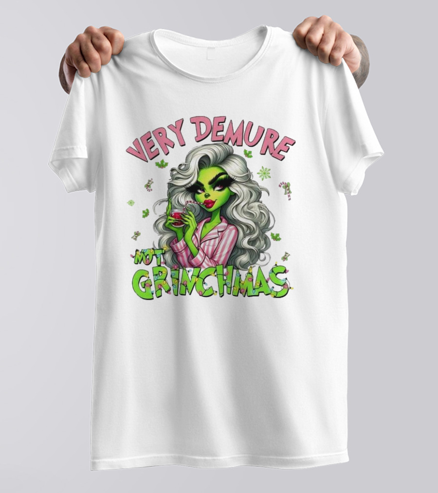 Very Demure Not Grinchmas Christmas Grinch Girl T-Shirt