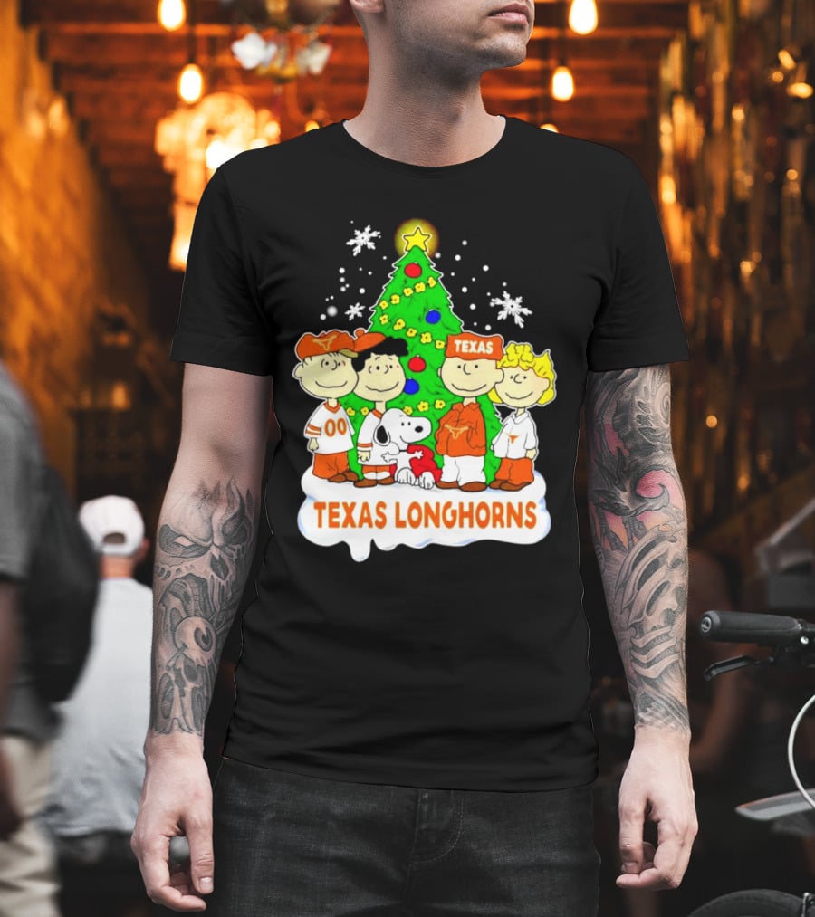 Texas Longhorns Peanuts Characters Christmas Tree T-Shirt