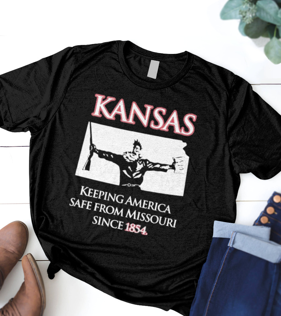 Kansas Keeping America Safe From Missouri Since 1854 Black Shirt With Armed Figure Holding Map And Gun T-Shirt