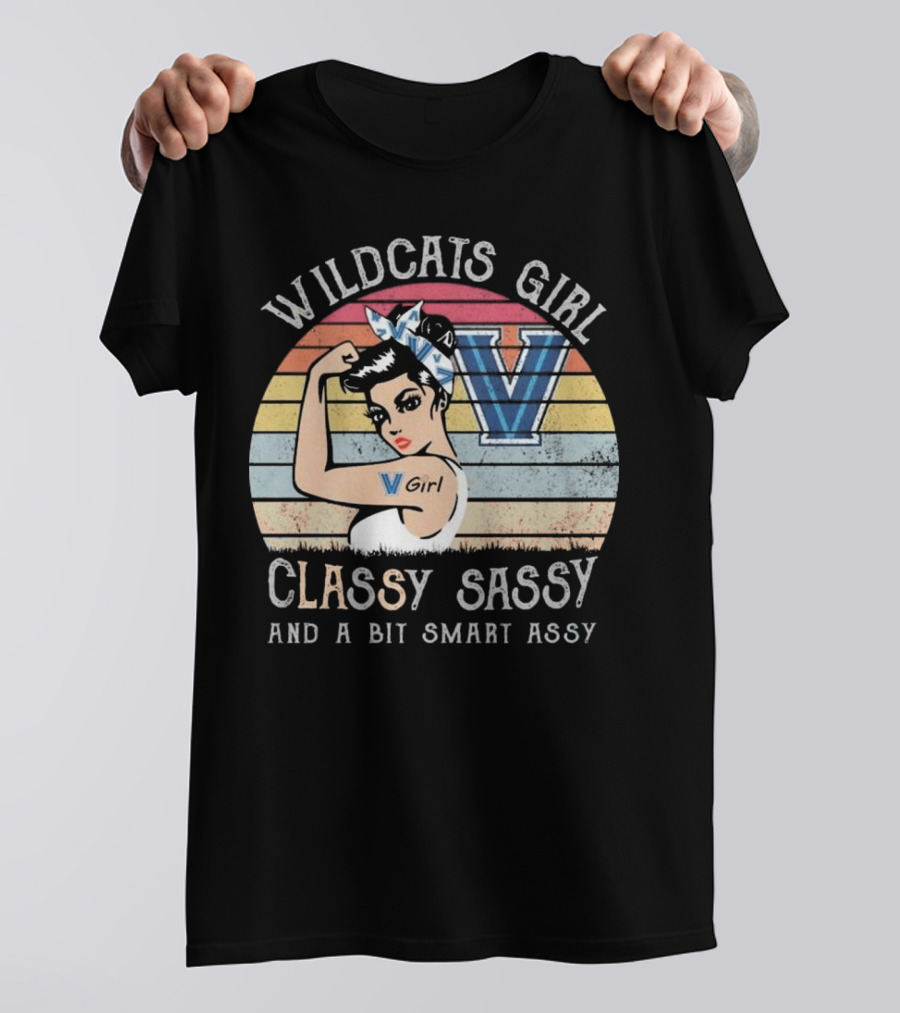 Wildcats Girl Classy Sassy And A Bit Smart Assy V Girl Vintage Style T-Shirt