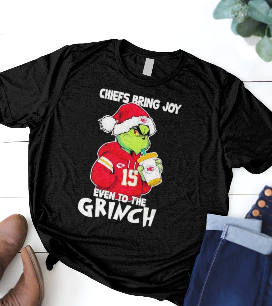 Chiefs Bring Joy Even To The Grinch T-Shirt
