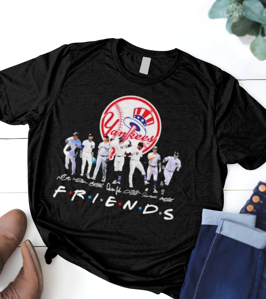 New York Yankees Friends TV Show Style Logo With Baseball Players Signatures T-Shirt