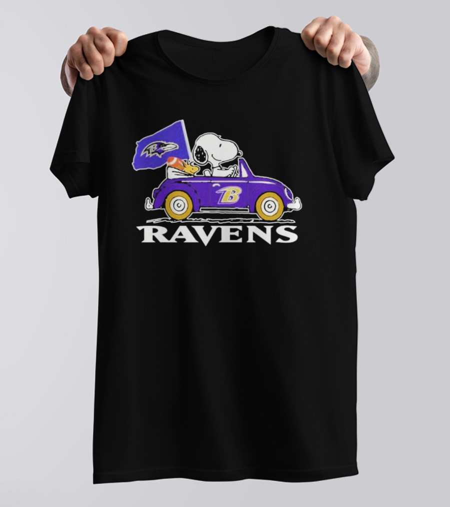 Snoopy And Woodstock Driving Ravens Car With Flag T-Shirt