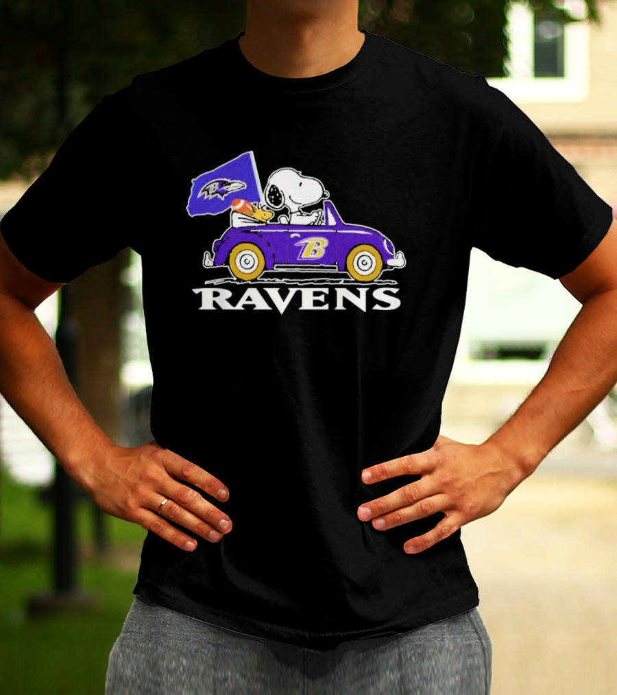 Snoopy And Woodstock Driving Ravens Car With Flag T-Shirt
