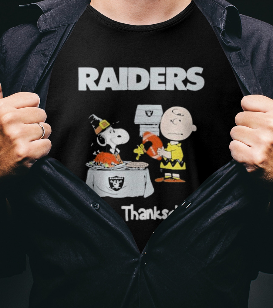 Raiders Charlie Brown Snoopy Happy Thanksgiving T-Shirt