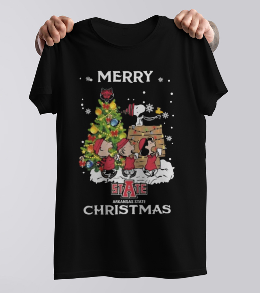 Merry Christmas Arkansas State Red Wolves Snoopy And Friends T-Shirt