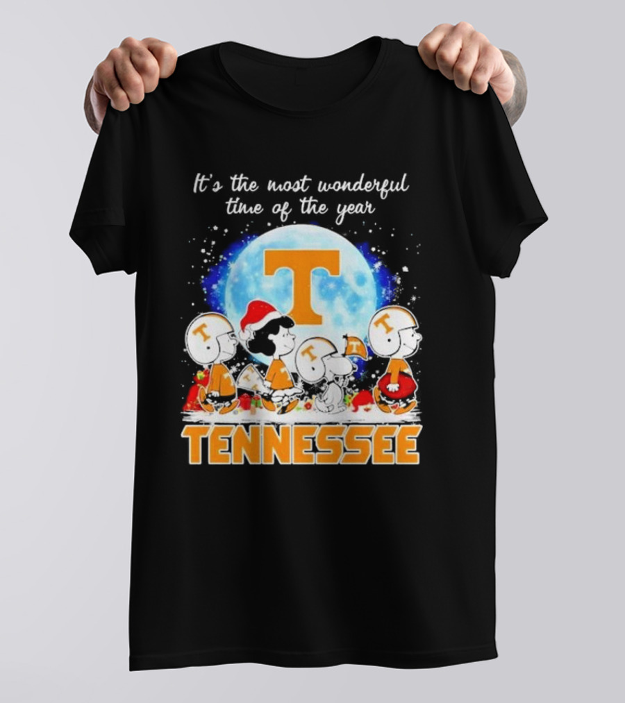 Peanuts Tennessee Volunteers It's The Most Wonderful Time Of The Year Christmas Snoopy Woodstock Lucy Moon T-Shirt