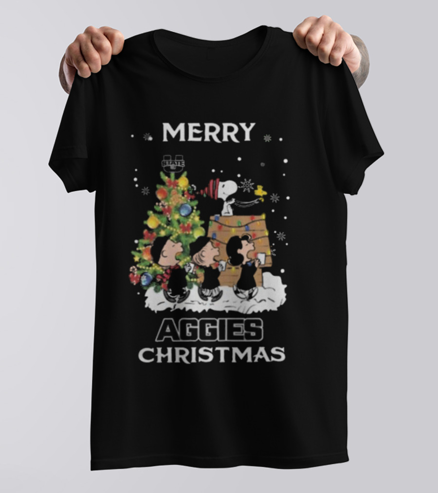 Merry Christmas Utah State Aggies Snoopy And Friends T-Shirt