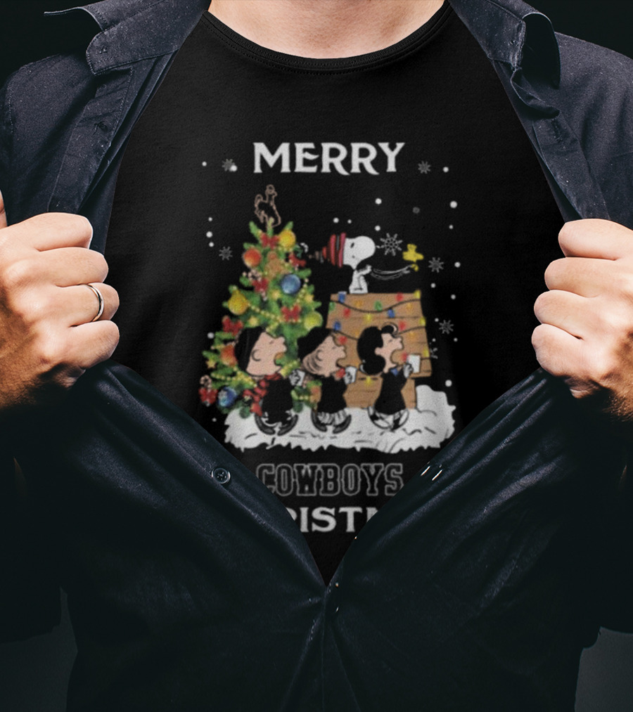 Merry Cowboys Christmas With Snoopy And Friends Christmas Tree T-Shirt