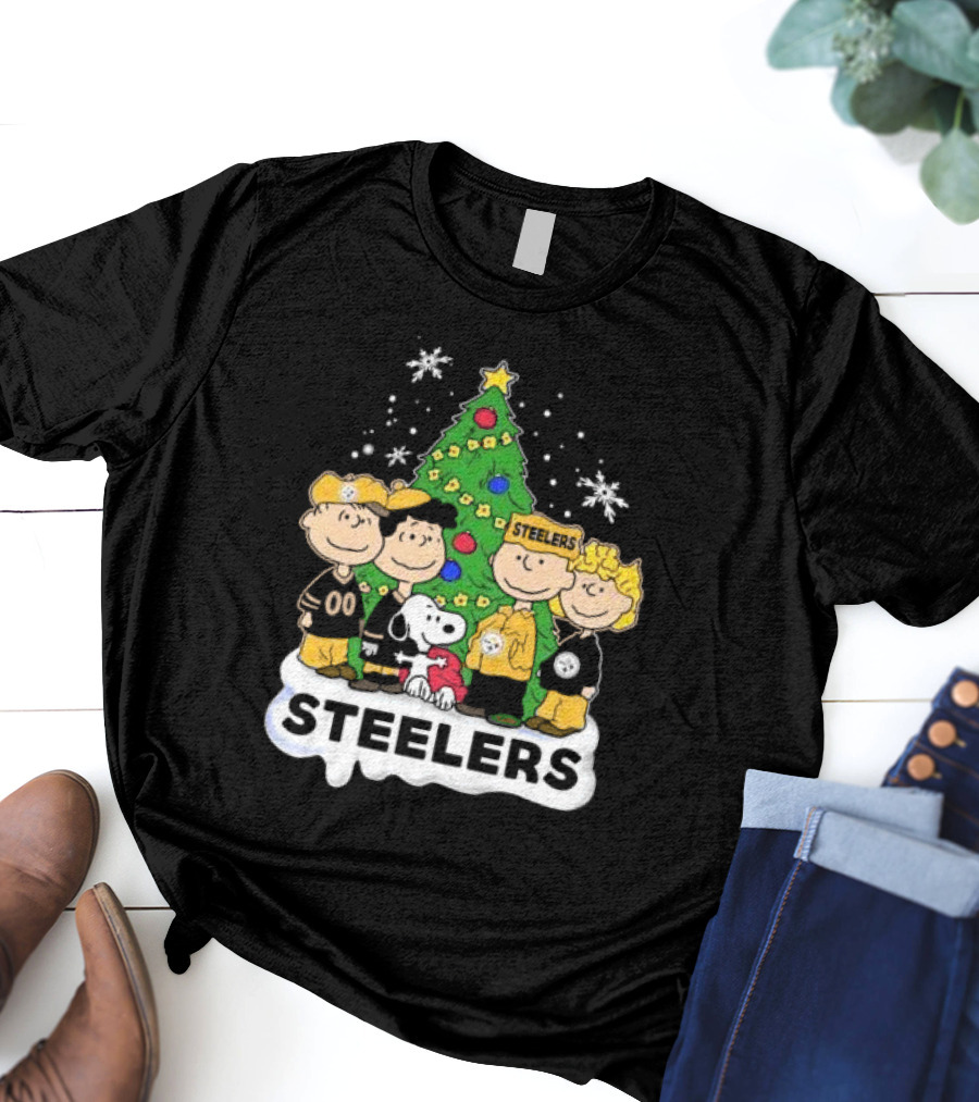 Steelers Snoopy And Friends Christmas Tree T-Shirt