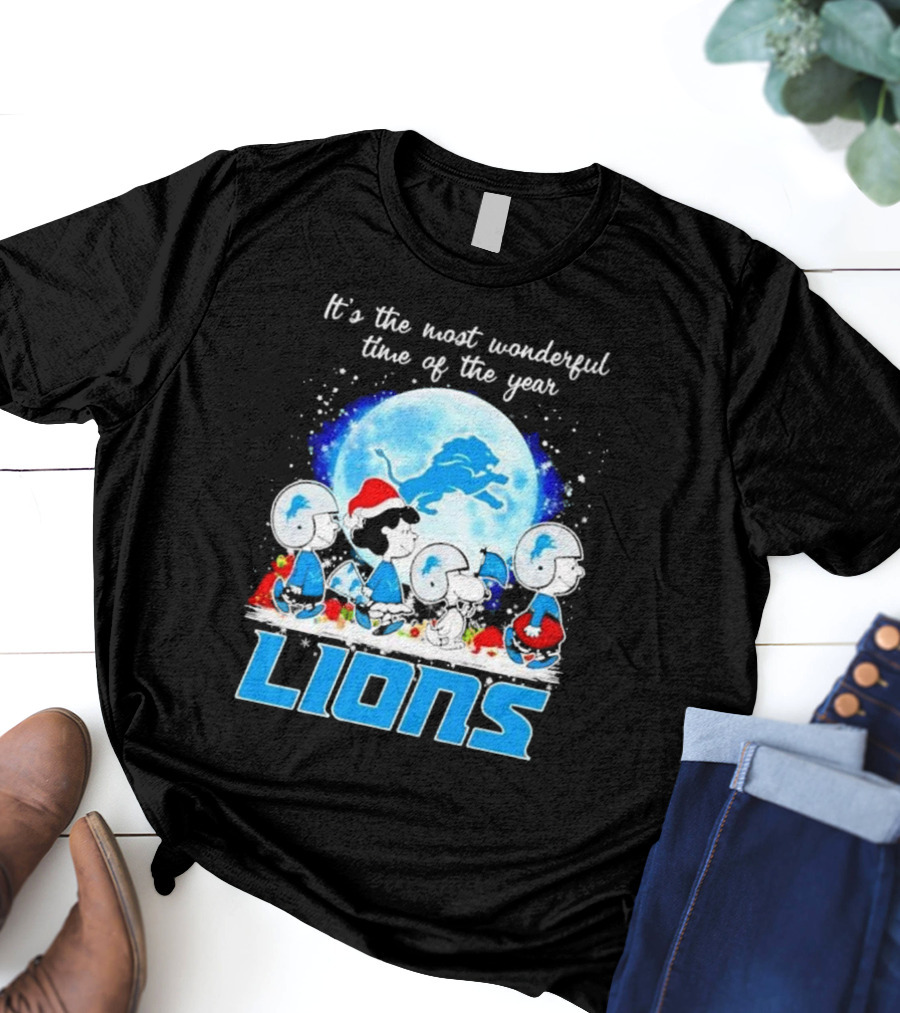 Peanuts Detroit Lions Christmas It’s The Most Wonderful Time Of The Year T-Shirt