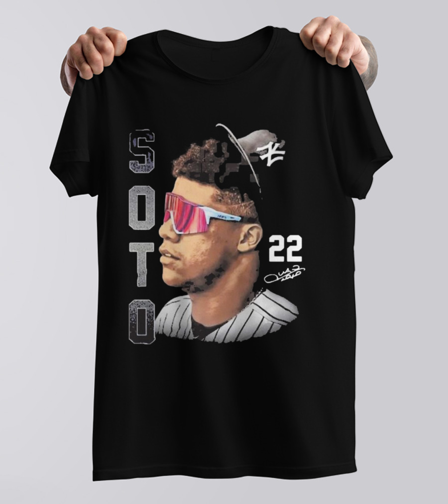 Soto 22 New York Yankees Juan Signature T-Shirt