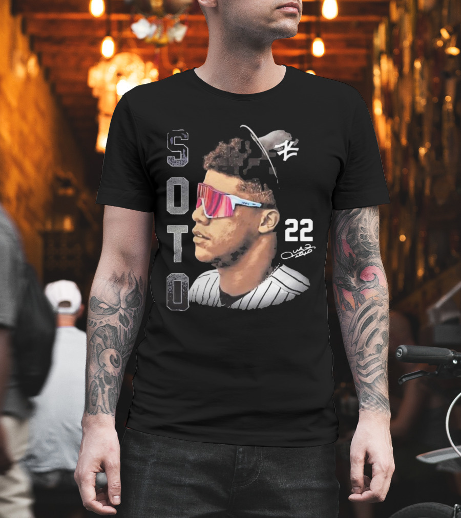 Soto 22 New York Yankees Juan Signature T-Shirt