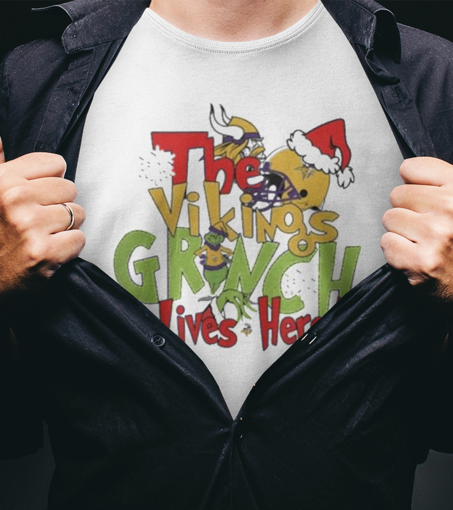 The Minnesota Vikings Grinch Lives Here Holiday T-Shirt