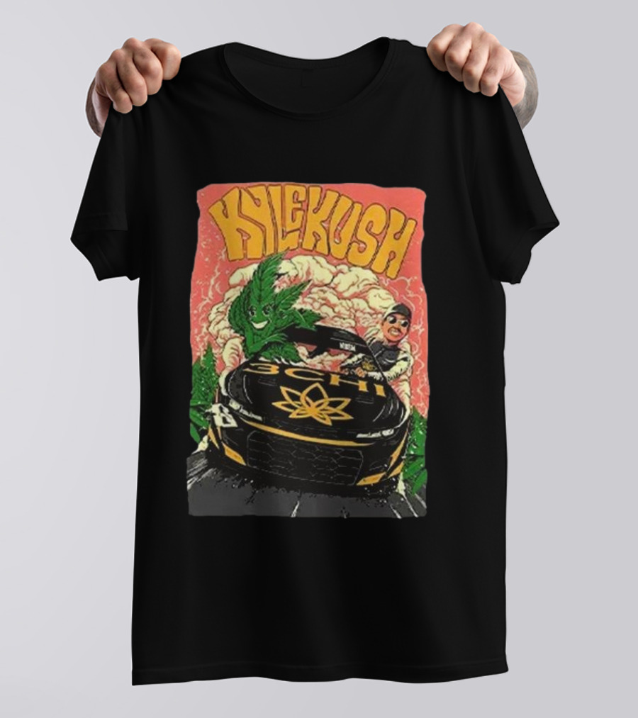KYLE KUSH WEED RACING CAR SMOKING CLOUDS CHARACTER T-Shirt