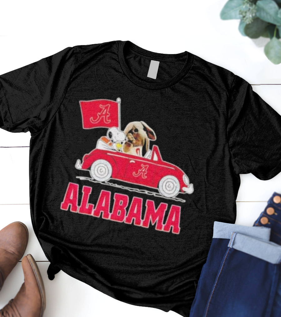 Snoopy And Big Al Driving Red Car With Alabama Flag Crimson Tide T-Shirt