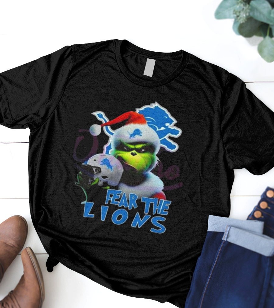 Santa Grinch Fear The Lions Detroit Lions T-Shirt