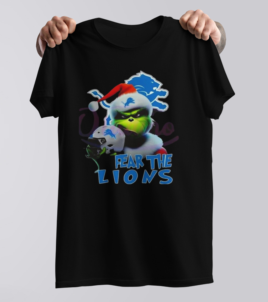Santa Grinch Fear The Lions Detroit Lions T-Shirt
