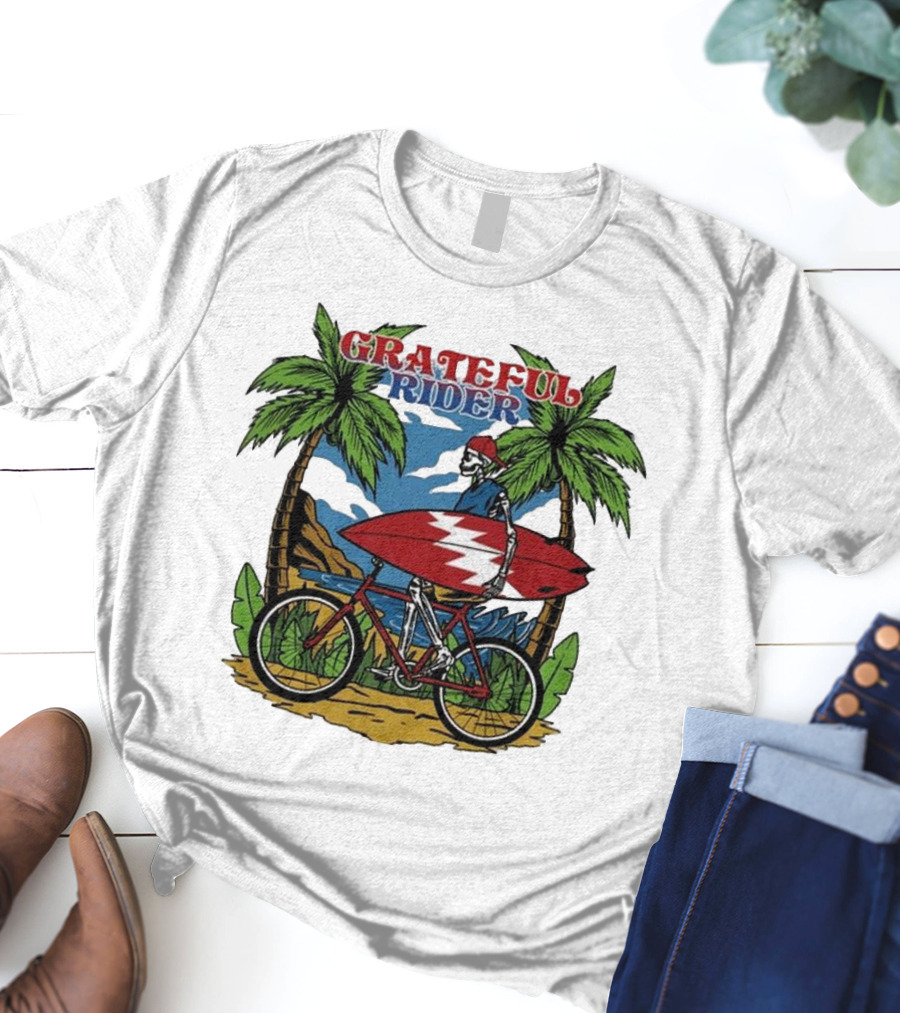 Grateful Rider Skeleton Beach Cruiser With Surfboard And Palm Trees T-Shirt