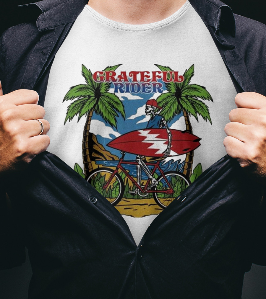Grateful Rider Skeleton Beach Cruiser With Surfboard And Palm Trees T-Shirt