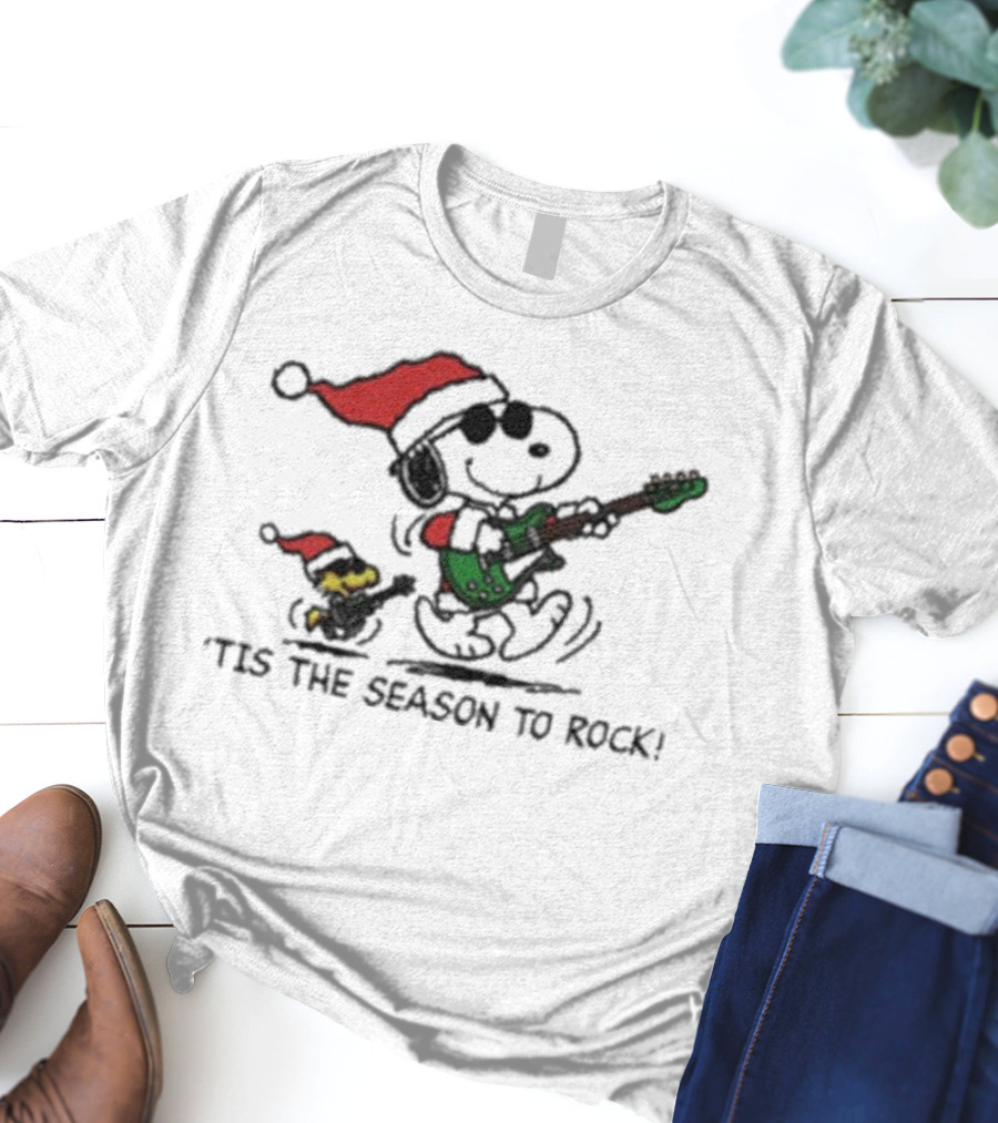Peanuts Snoopy And Woodstock Christmas Tis The Season To Rock Santa Hat Guitar T-Shirt
