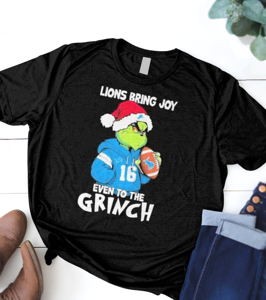 Detroit Lions Bring Joy Even To The Grinch Christmas Santa Football T-Shirt