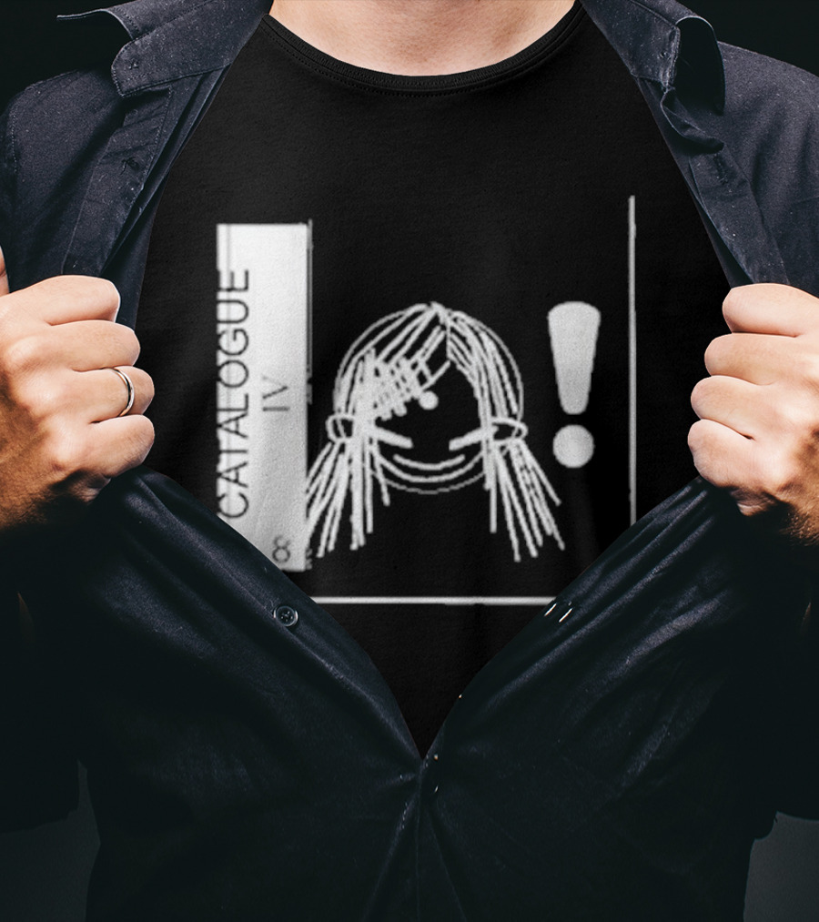 Catalogue IV Julie T-Shirt