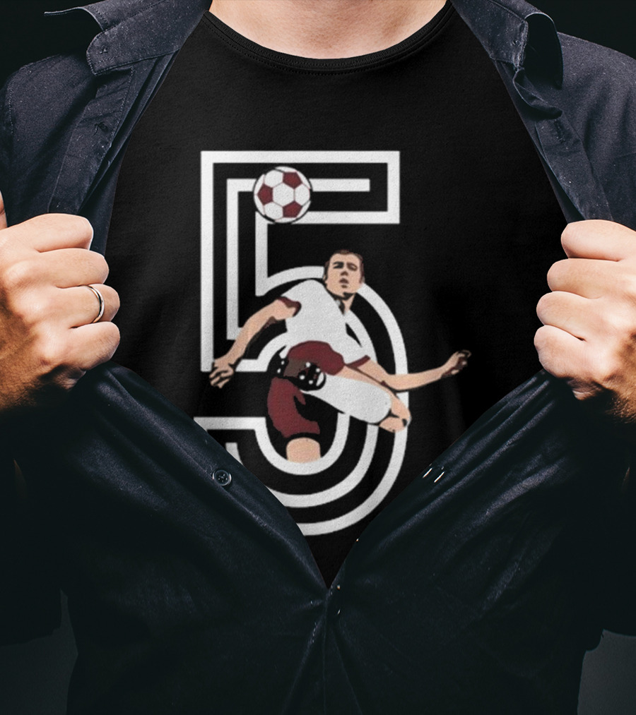 Der Kaiser Franz Beckenbauer Iconic Number 5 Soccer Legend T-Shirt