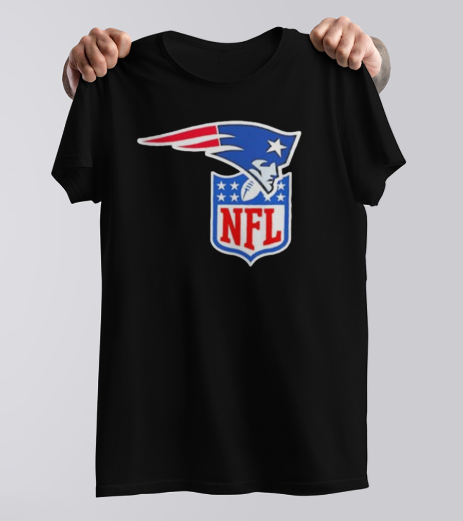 New England Patriots NFL Shield Logo Mashup T-Shirt