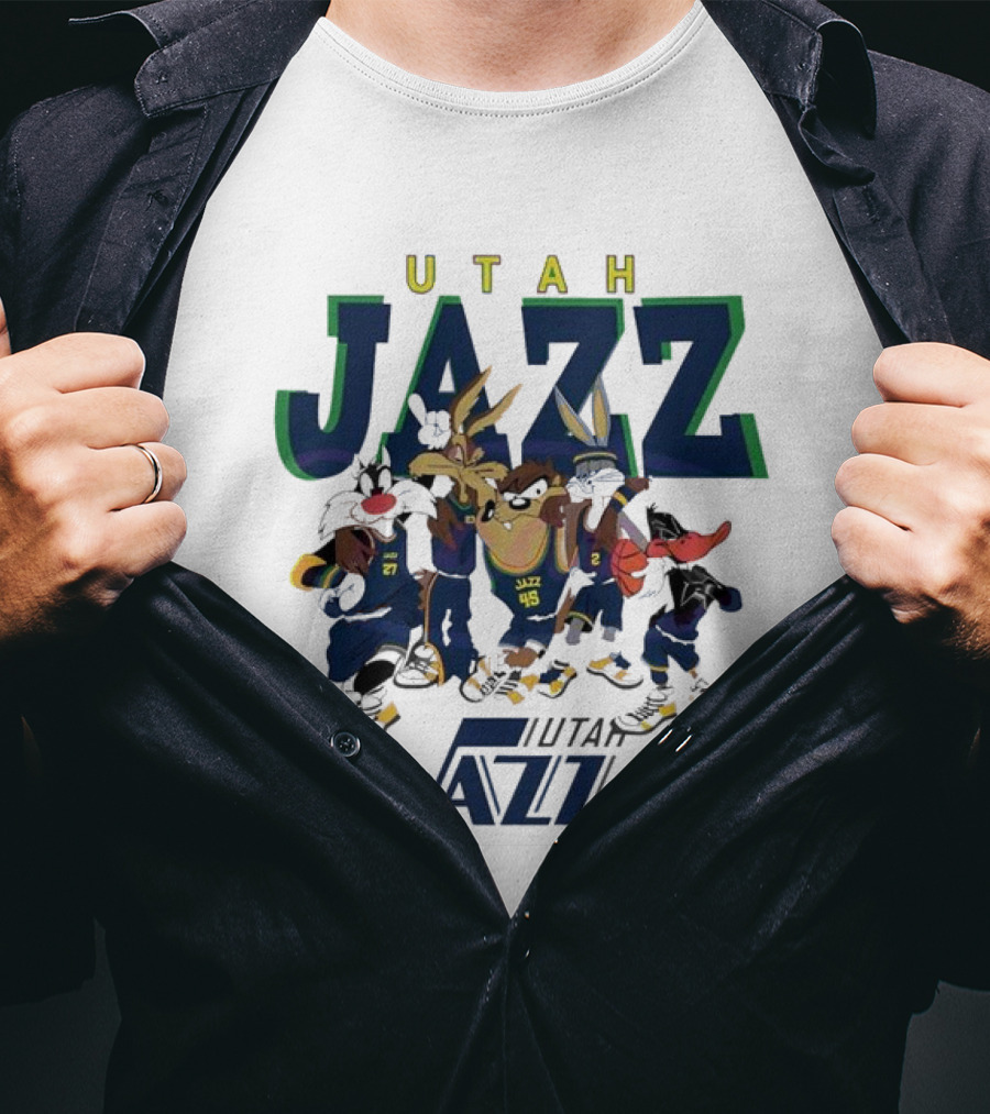 Utah Jazz Looney Tunes Cartoon Characters Featuring Bugs Bunny Daffy Duck Sylvester Tweety Taz T-Shirt