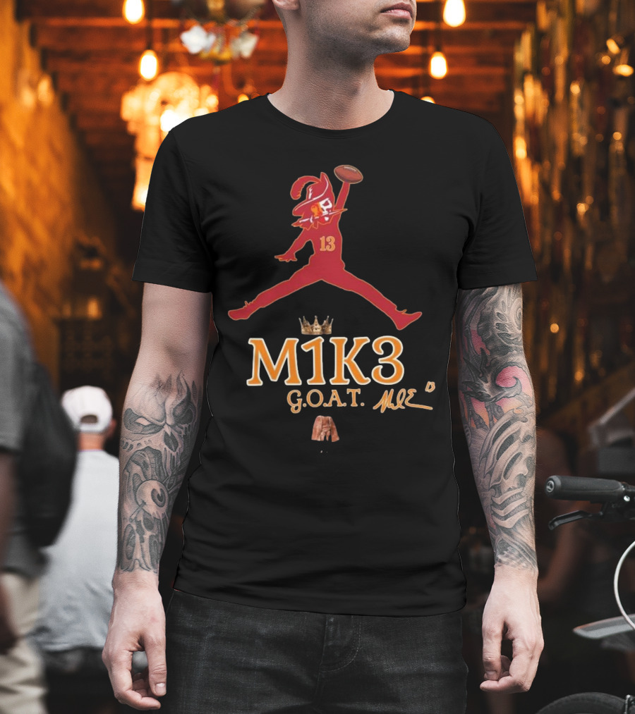 M1K3 G.O.A.T. Mike Evans 13 Buccaneers Signature Crown Football T-Shirt