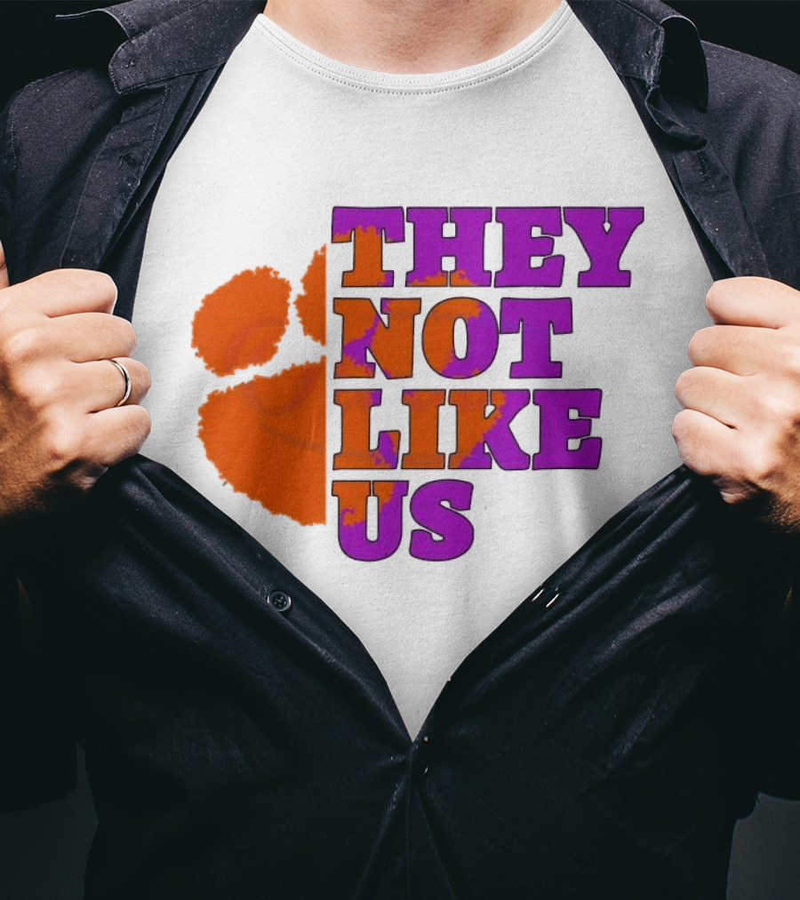 They Not Like Us Clemson Tigers College Football 2025 Orange Paw Prints T-Shirt