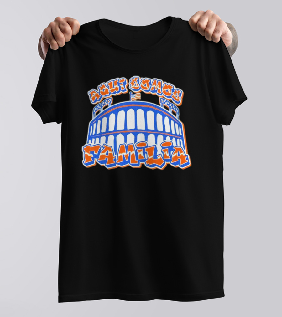 Aqui Somos Familia Citifield New York Mets T-Shirt