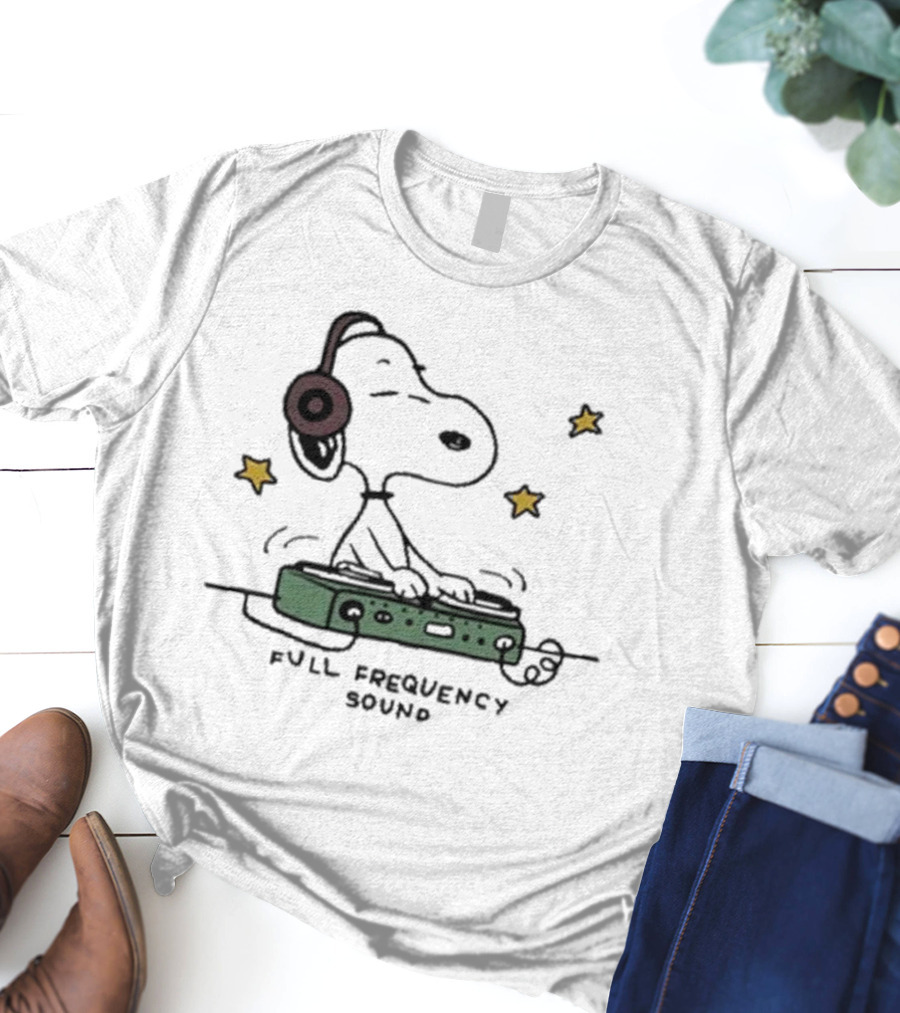 Snoopy DJ With Headphones Full Frequency Sound Stars T-Shirt