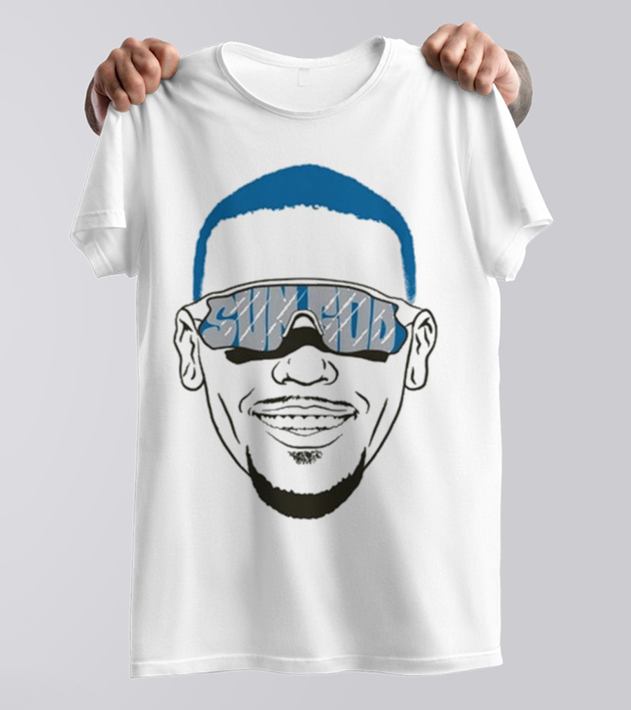 Sun God St Brown Head Sunglasses Smile T-Shirt