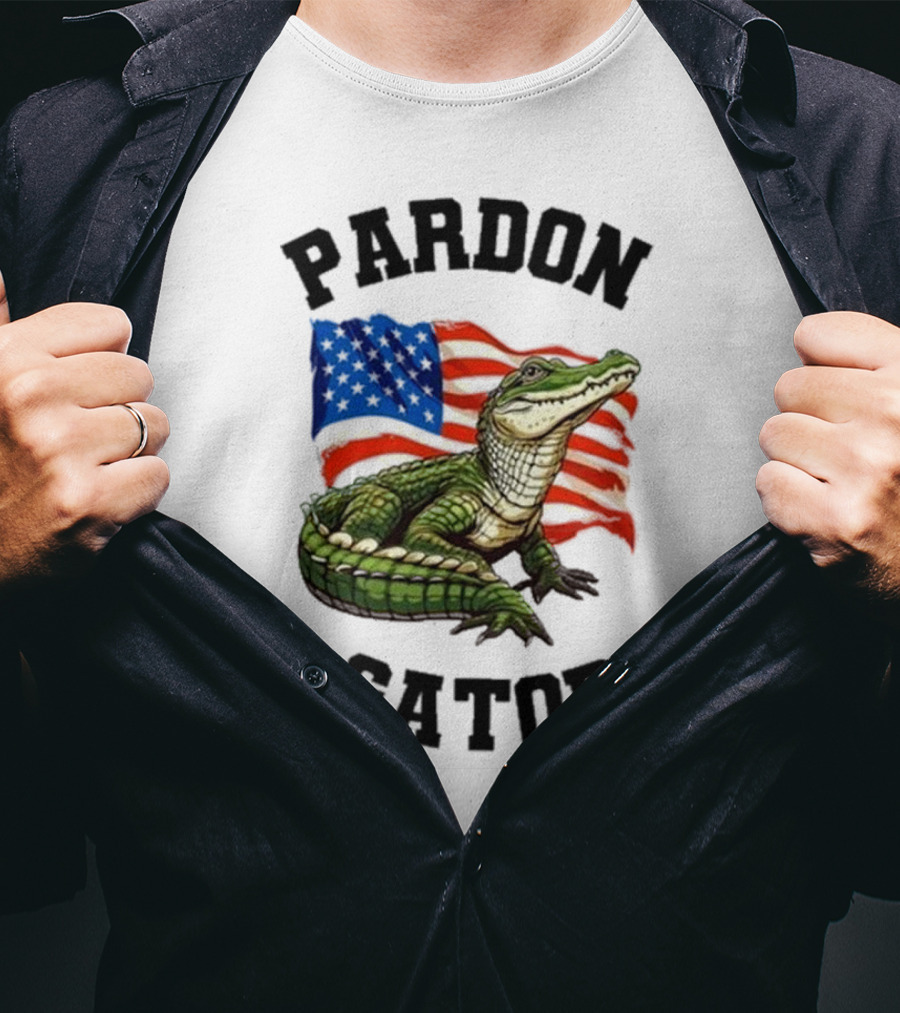 Pardon Gator American Flag Constitutional Gator T-Shirt