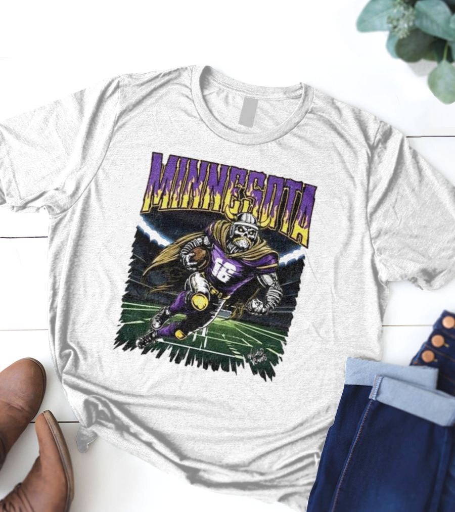 Minnesota Vikings Skeleton Player Football Run T-Shirt